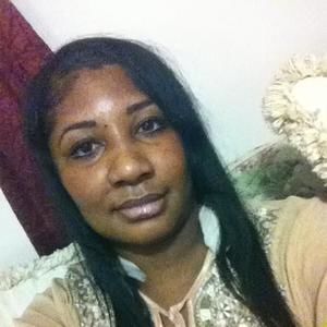 Meet your Posher, Angela